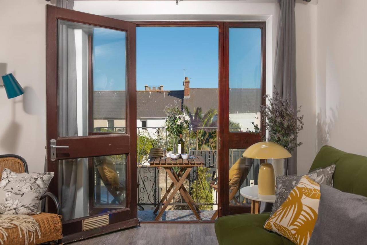 Quiet Family-friendly 250 Metres From Beach And Town Apartment *